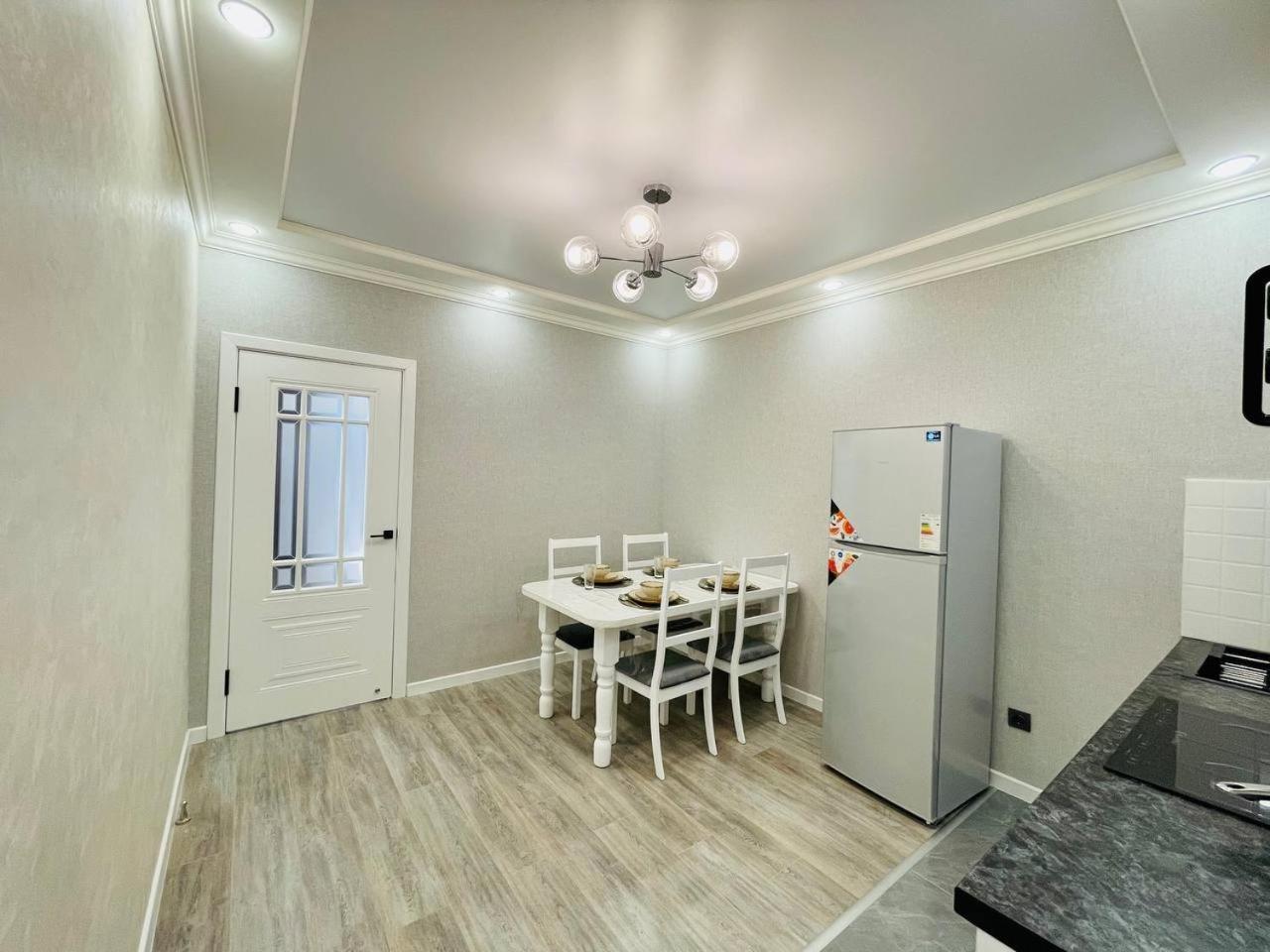 City+2 Apartment