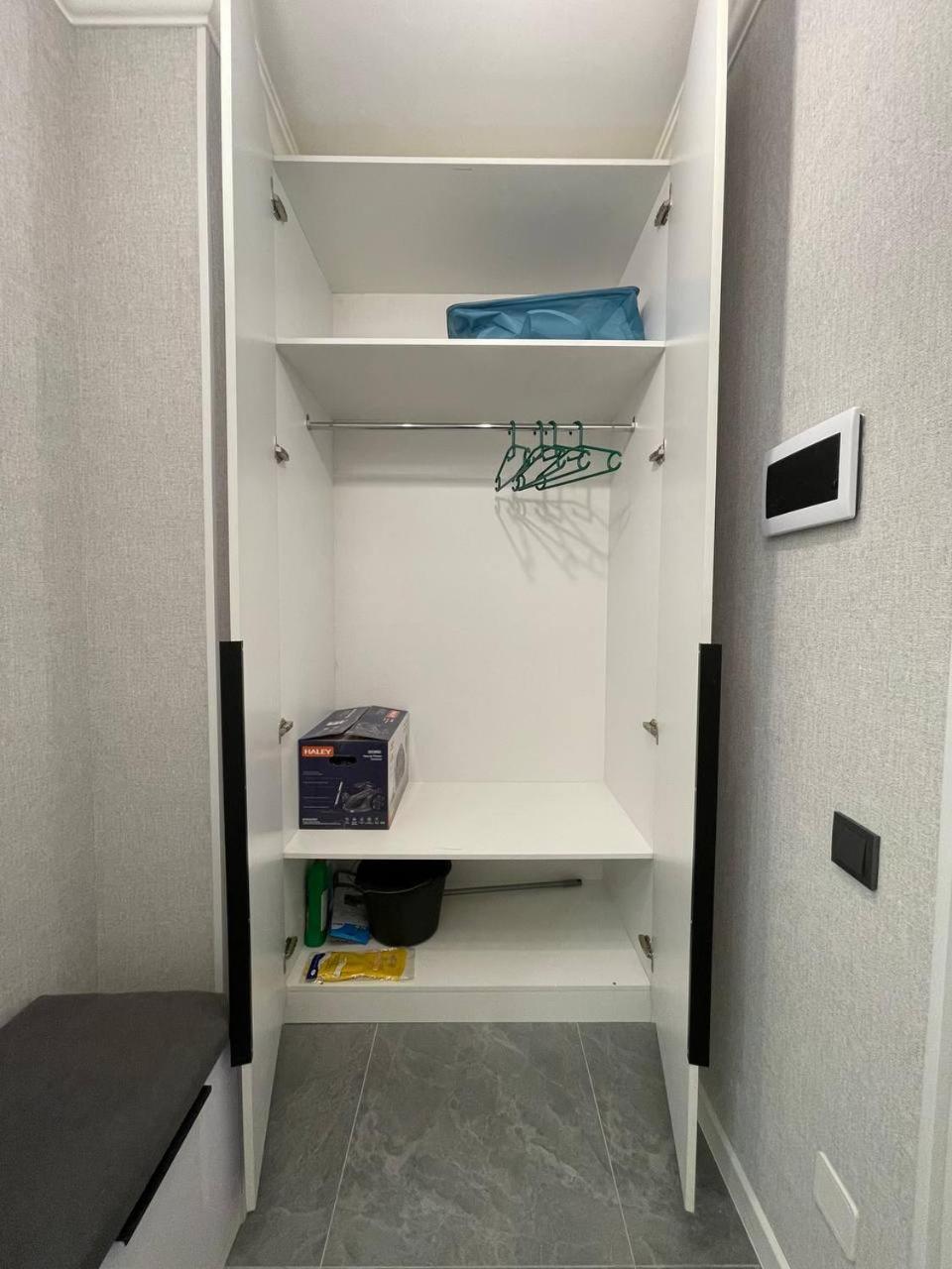 City+2 Apartment *